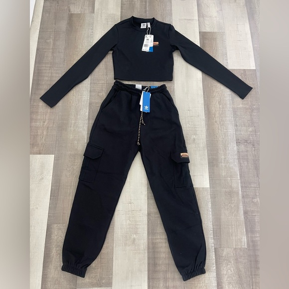 adidas Pants - Adidas sweatpant matching set, Xsmall Brand new